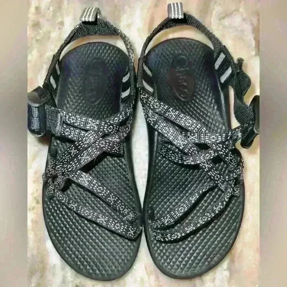 Kids CHACO ZX/1 ECOTREAD SANDAL- Hugs & Kisses pattern. Size 2 - Picture 7 of 8